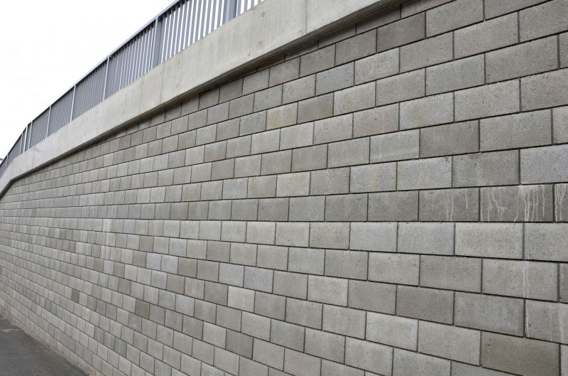 Retention Wall Construction in Kissimmee, FL